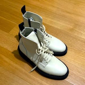 Cafe Ole Combat Boots